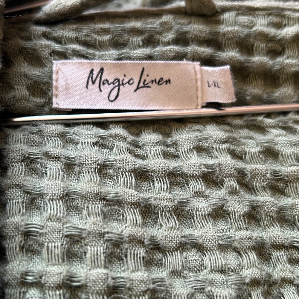 Magic Linen L/XL Green Waffle hooded Robe - Picture 7 of 11